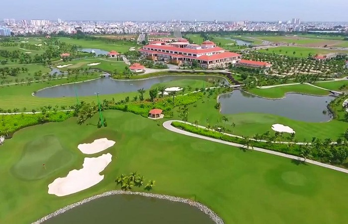 sân golf gần sân bay Tân Sơn Nhất