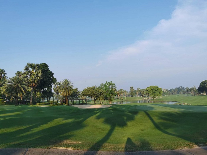 sân golf gần trung tâm Bangkok