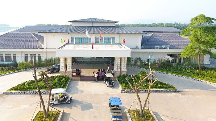 Nhà câu lạc bộ sân golf Đại Lải Vĩnh Phúc