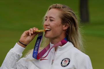 Nelly Korda – mỹ nhân làng golf vừa đạt huy chương vàng Olympic Tokyo 2021 là ai?