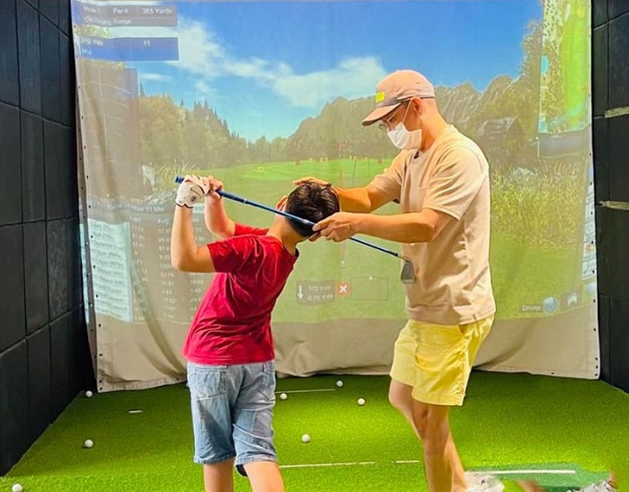 học viện golf cho trẻ em