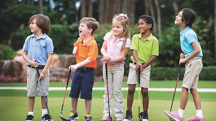 những lúu ý khi chọn thương hiệu gậy golf trẻ em 