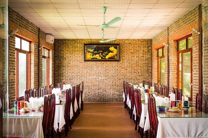 Nhà hàng Hoàng Giang - nhà hàng ngon gần sân golf Tràng An