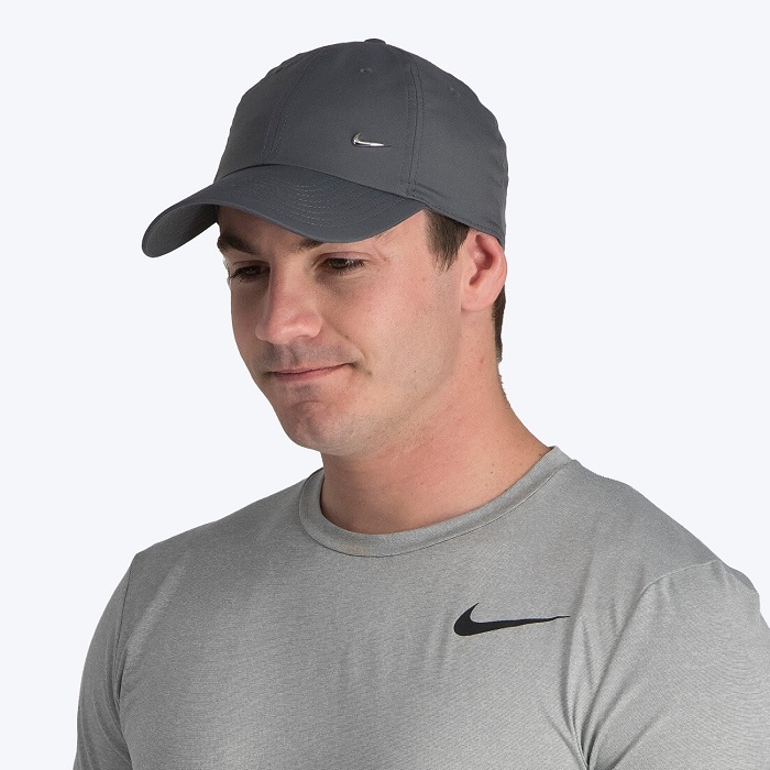 mũ golf Nike Metal Swoosh Cap