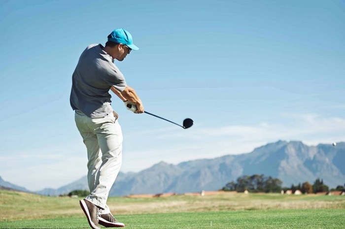 Những điều golfer nên biết khi học cách đánh golf thẳng 