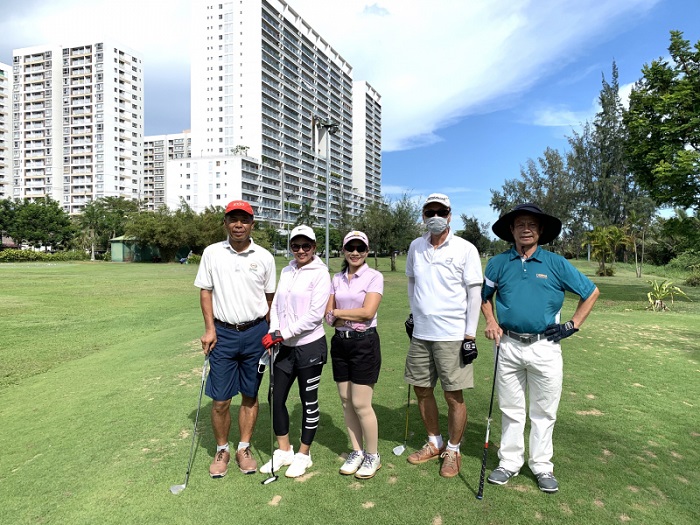 Sân tập golf Phú Mỹ Hưng - sân tập golf ở Sài Gòn nổi tiếng