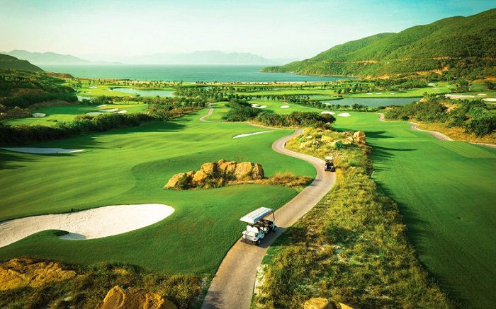 Sân golf Kim Bảng - nằm trong danh sách sân golf Việt Nam nổi tiếng