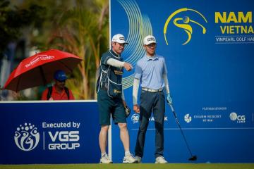 Lê Khánh Hưng đoạt giải golfer nghiệp dư xuất sắc nhất tại Nam A Bank Vietnam Masters