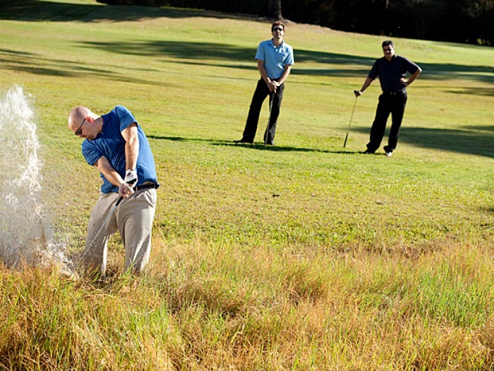 những cách ứng xử trên sân golf mà người chơi nên biết 
