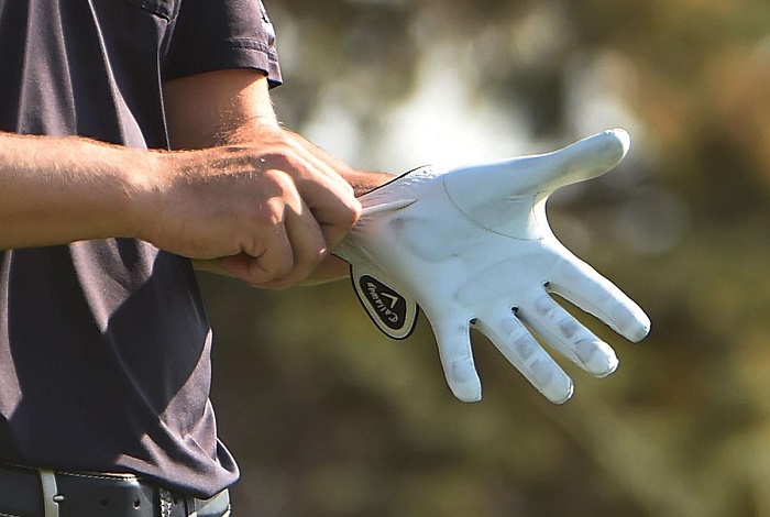 Cách mua găng tay chơi golf bạn cần biết để có phụ kiện hoàn hảo