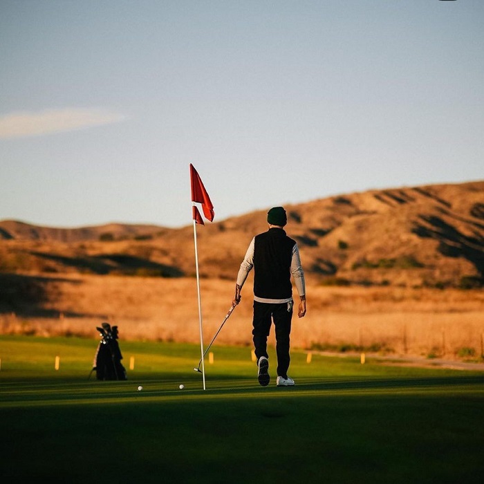giữ tập trung khi chơi golf là điều không hề dễ dàng