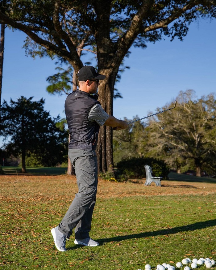 giữ tập trung khi chơi golf là điều không hề dễ dàng